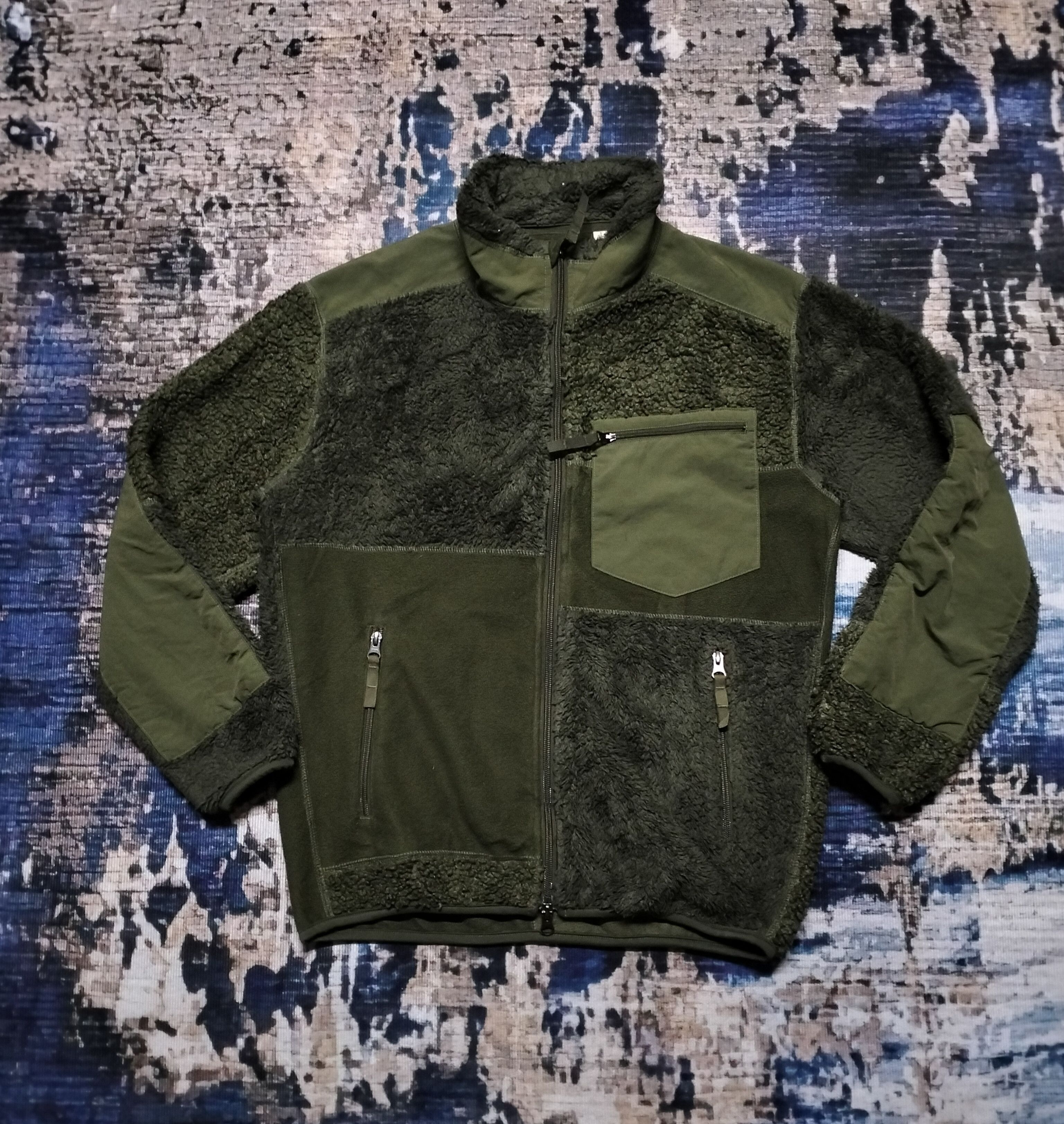 Engineered Garments × Uniqlo ENGINEERED GARMENTS x UNIQLO PATCHWORK SPLIT DEEP PILED JKT Size US S / EU 44-46 / 1 - 1 Thumbnail