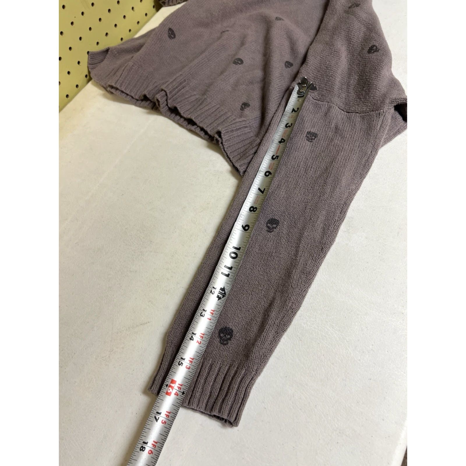 Vintage Sincerely Jules SweatEr Crewneck Pullover Crop Skull Knit Cotton Blend Women M Gray Taupe Regular Long Sleeve Casual Sweatshirt Size M / US 6-8 / IT 42-44 - 6 Thumbnail