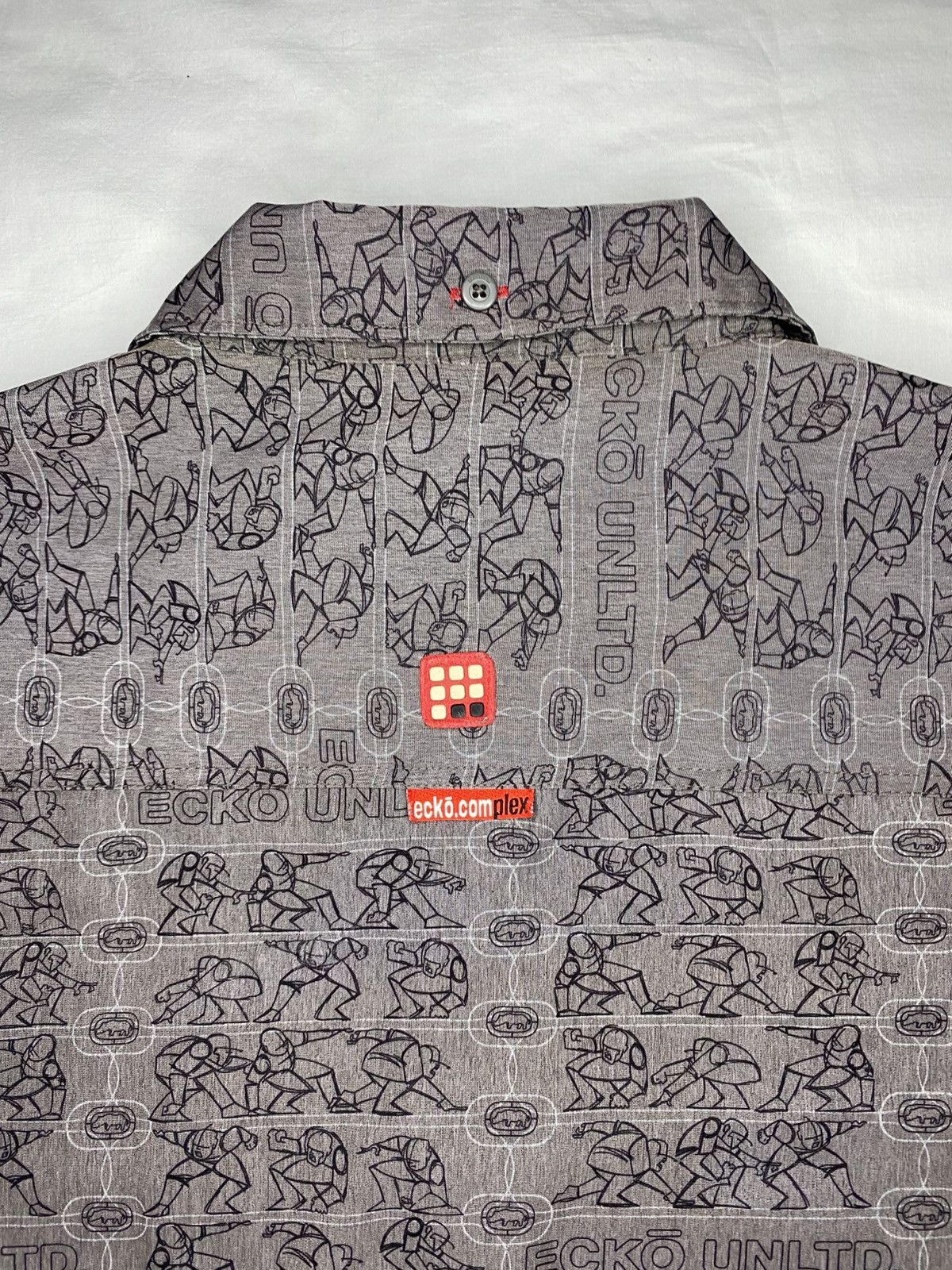 Ecko Unltd. Y2k Ecko Unltd. Marc Vintage Silver Surfer AOP Button Shirt Size US XL / EU 56 / 4 - 5 Thumbnail