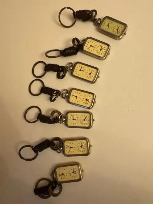 Jewelry retro double time movement quartz key chain Size ONE SIZE - 5 Thumbnail
