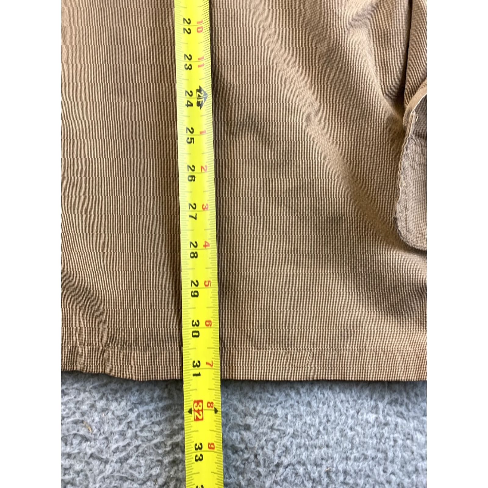 Eddie Bauer VINTAGE Eddie Bauer Sport Shop Men's Long Sleeve Vented Button-Up Shirt Sz L Brown Sports Size US L / EU 52-54 / 3 - 7 Thumbnail