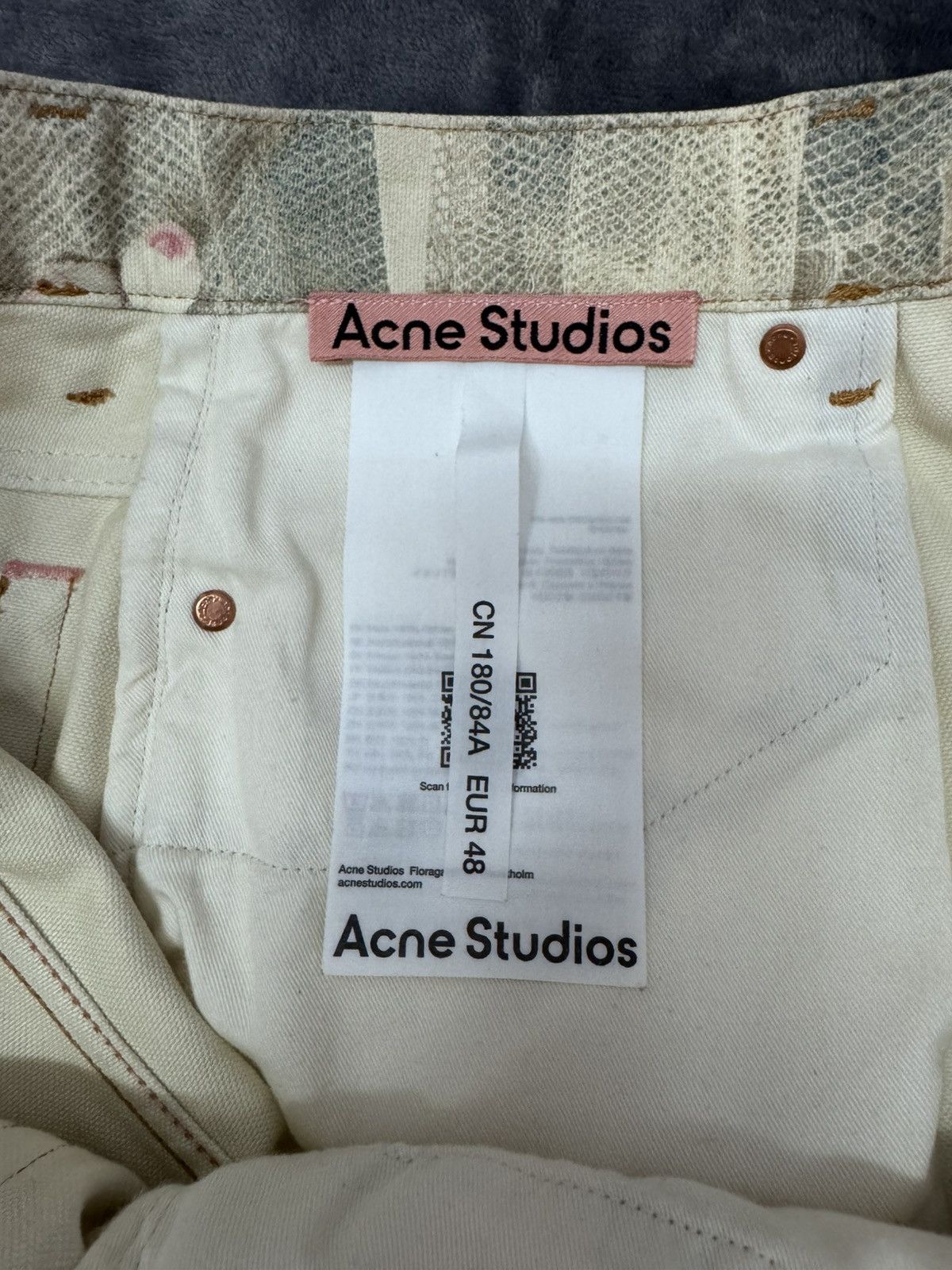 Acne Studios Acne Studios 2006M Printed Barrel-leg Jeans White/Green Size US 32 / EU 48 - 6 Thumbnail