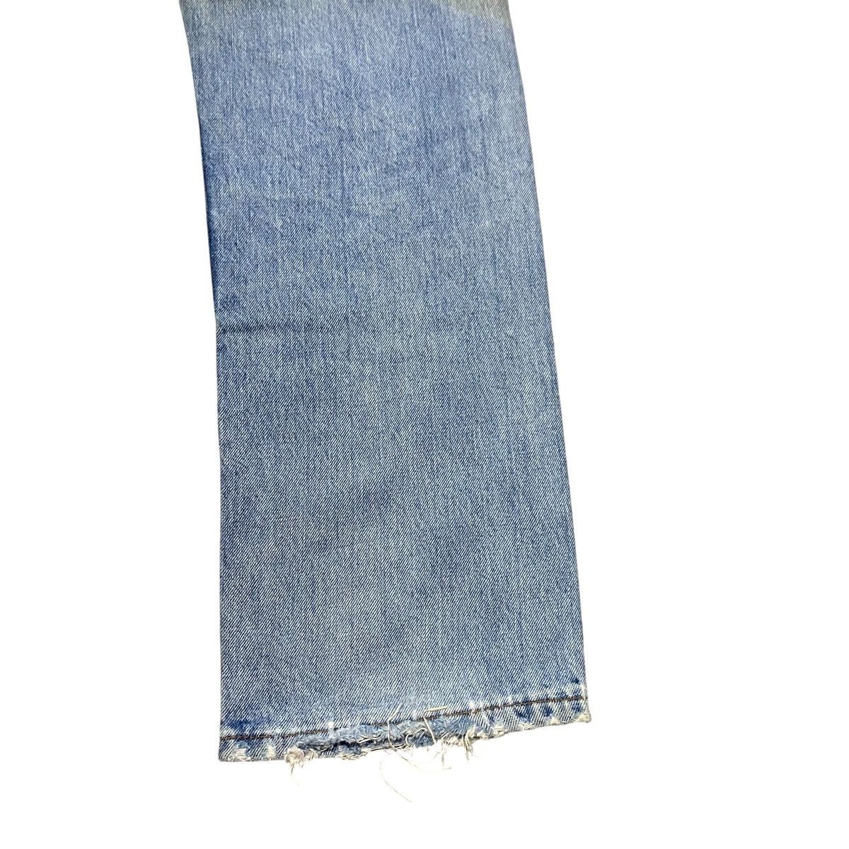 Levi's Vintage Levi's 501 Distressed Jeans Size US 33 - 17 Thumbnail