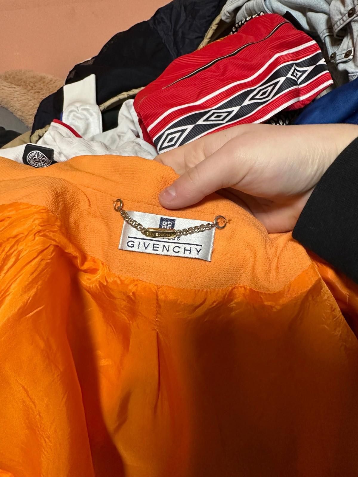 Givenchy GIVENCHY En Plus Vintage Statement Orange Blazer 46W US 16W Size L / US 10 / IT 46 - 7 Thumbnail
