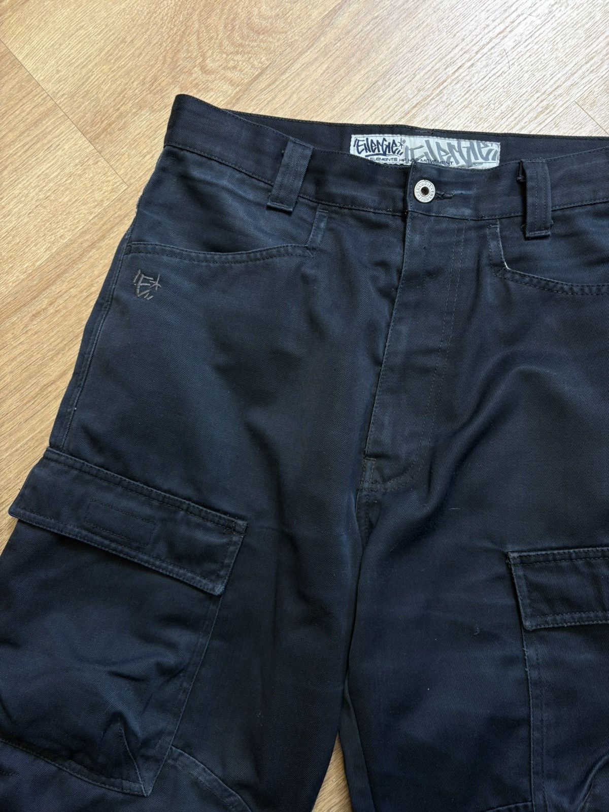 Energie Vintage Energie 2000s Embroidered Cargo Trousers (33x30) Size US 33 - 6 Thumbnail