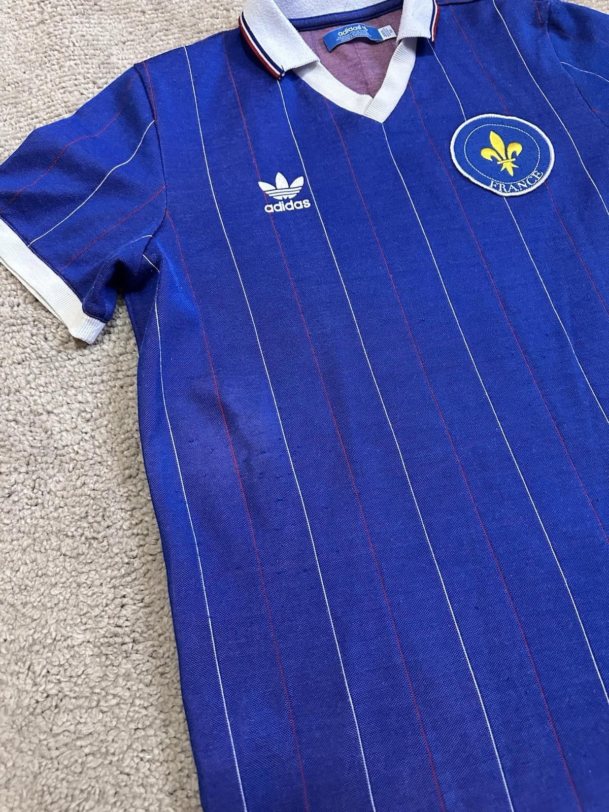 Adidas 1982 FRANCE #10 PLATINI RETRO FOOTBALL SHIRT SOCCER JERSEY Size US M / EU 48-50 / 2 - 3 Thumbnail