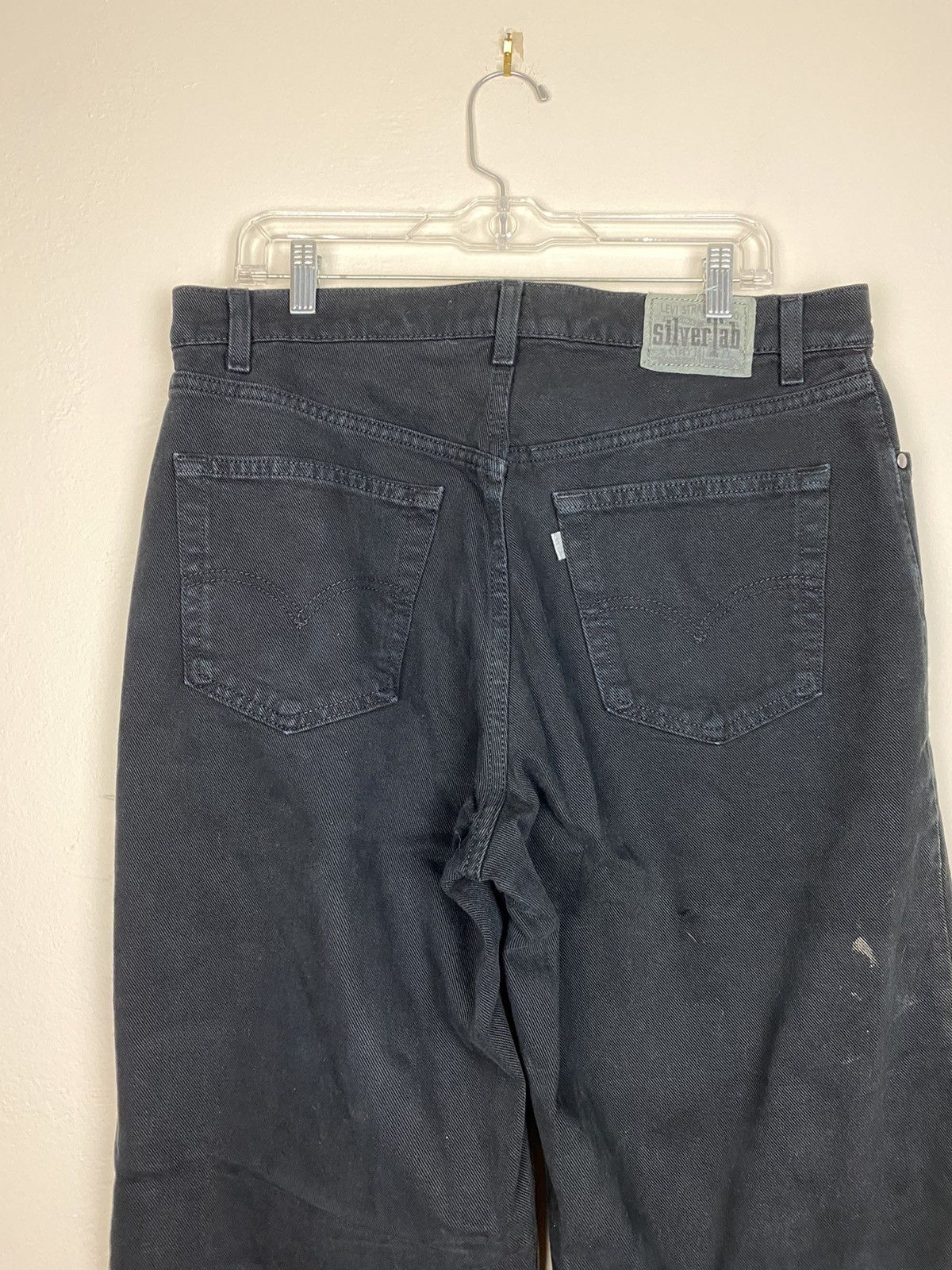 Levi's Vintage 1995 Levi’s Silver Tab Loose Black Denim Jeans 90’s Size US 34 / EU 50 - 4 Thumbnail