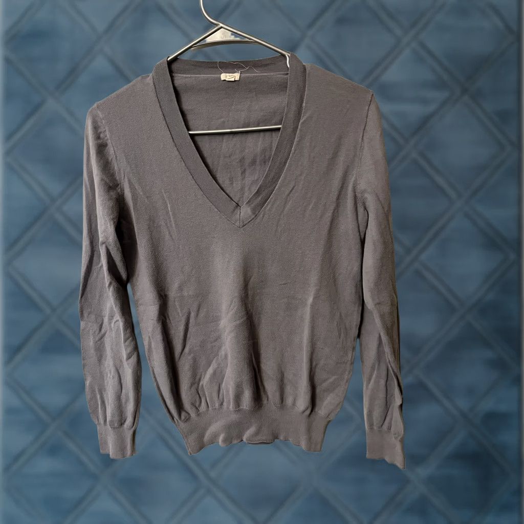 J.Crew J.Crew Women’s V-Neck Gray Sweater Long Sleeve Sz Medium Pullover M Women’s Size M / US 6-8 / IT 42-44 - 1 Thumbnail