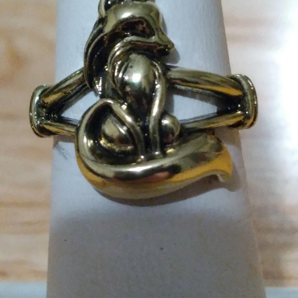 Designer 925 Silver Filled Old Fox Antique Gold Tone Ring - Size 6 Size ONE SIZE - 8 Thumbnail