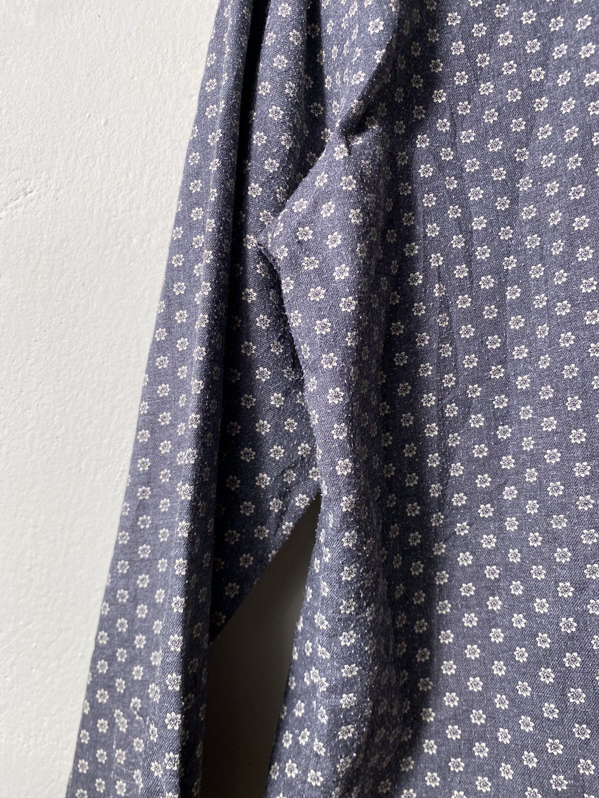 Designer × Other × Vintage Vintage Botton Ups NINA RICCI Full Flowers Size US L / EU 52-54 / 3 - 7 Thumbnail