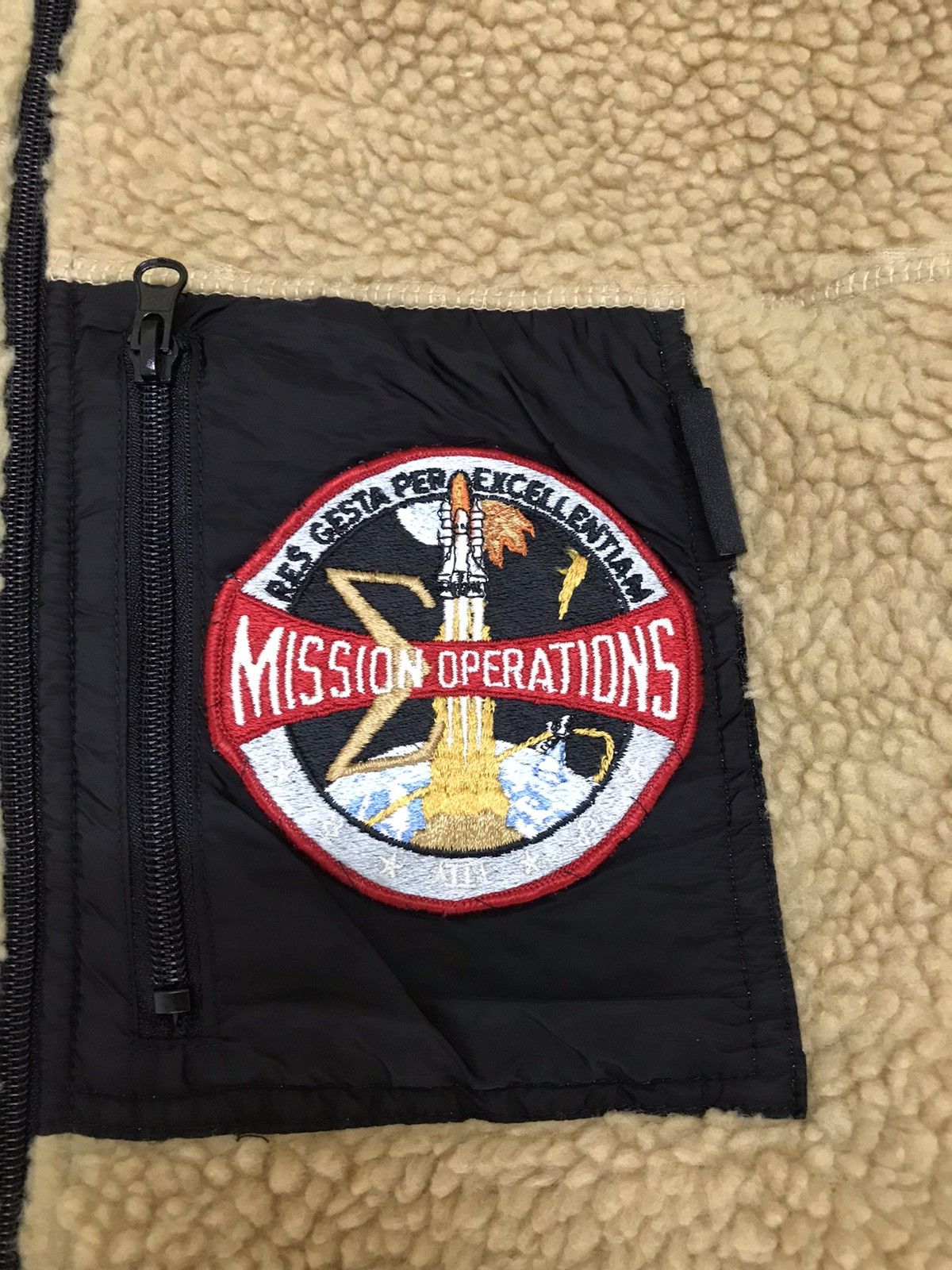 NASA × Vintage Vintage NASA Mission Operation Fleece Jacket Size US L / EU 52-54 / 3 - 4 Thumbnail