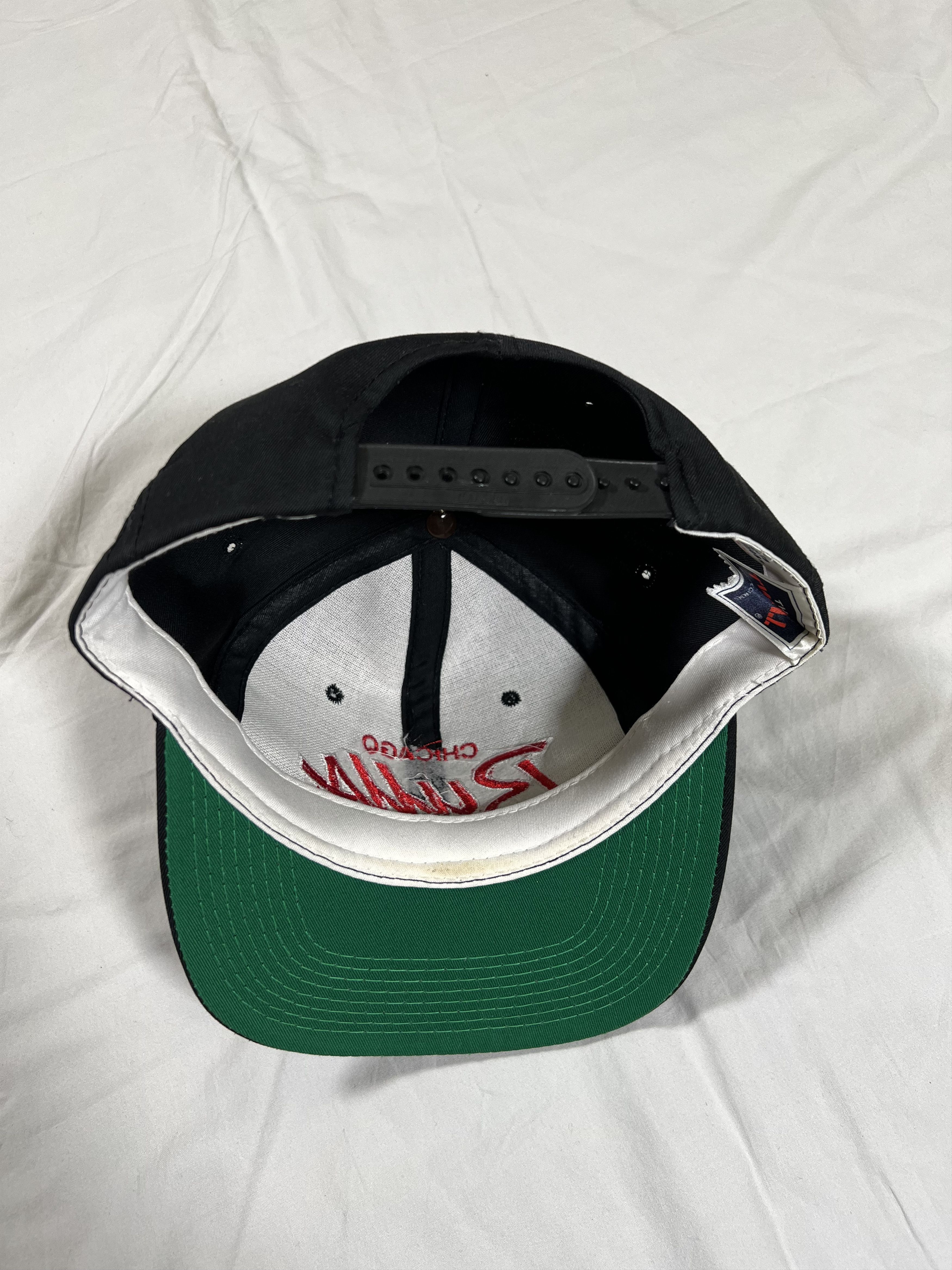 NBA × Sports Specialties × Vintage VTG 90s Sports Specialties Chicago Bulls Script Snapback Hat Size ONE SIZE - 5 Thumbnail