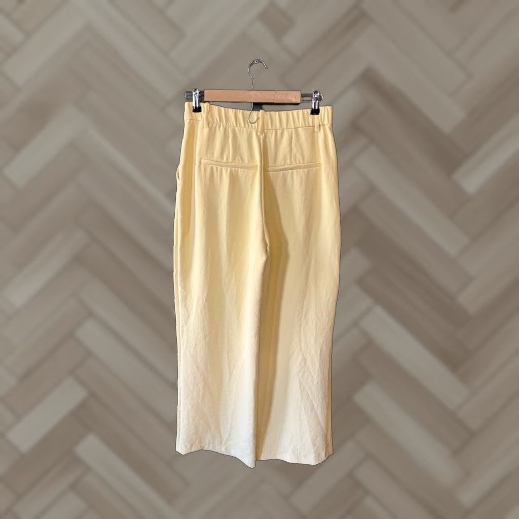 Abercrombie & Fitch Abercrombie & Fitch Womens Pants Yellow Wide-Leg 10S Size 30/10S Dress Pants Womens Men? Wait. Size 32" / US 10 / IT 46 - 1 Thumbnail