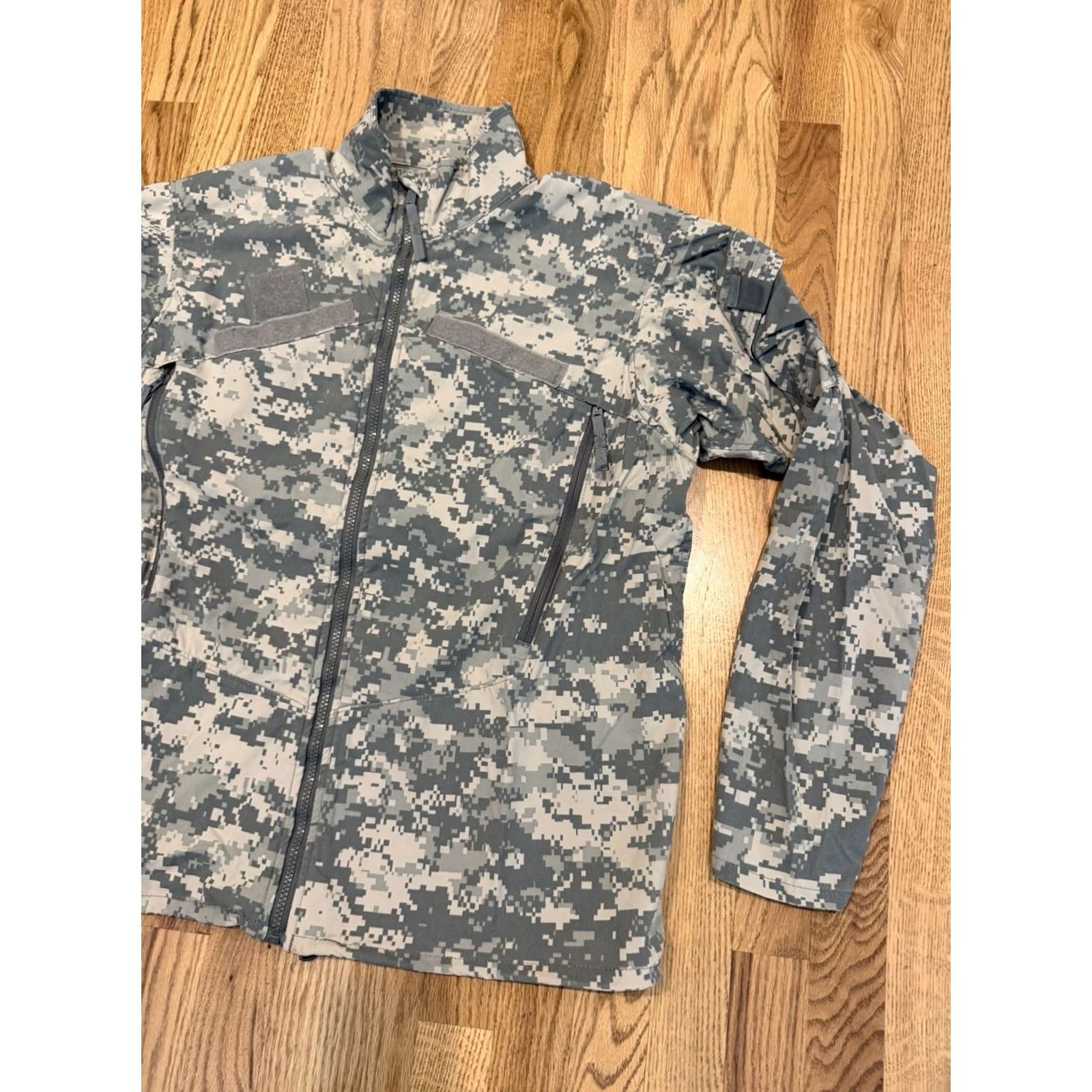 Vintage Army Jacket Mens M UNIVERSAL CAMOUFLAGE PATTERN UCP Gen Wind Cold Weather Men Regular Multicam Camo Size US M / EU 48-50 / 2 - 4 Thumbnail