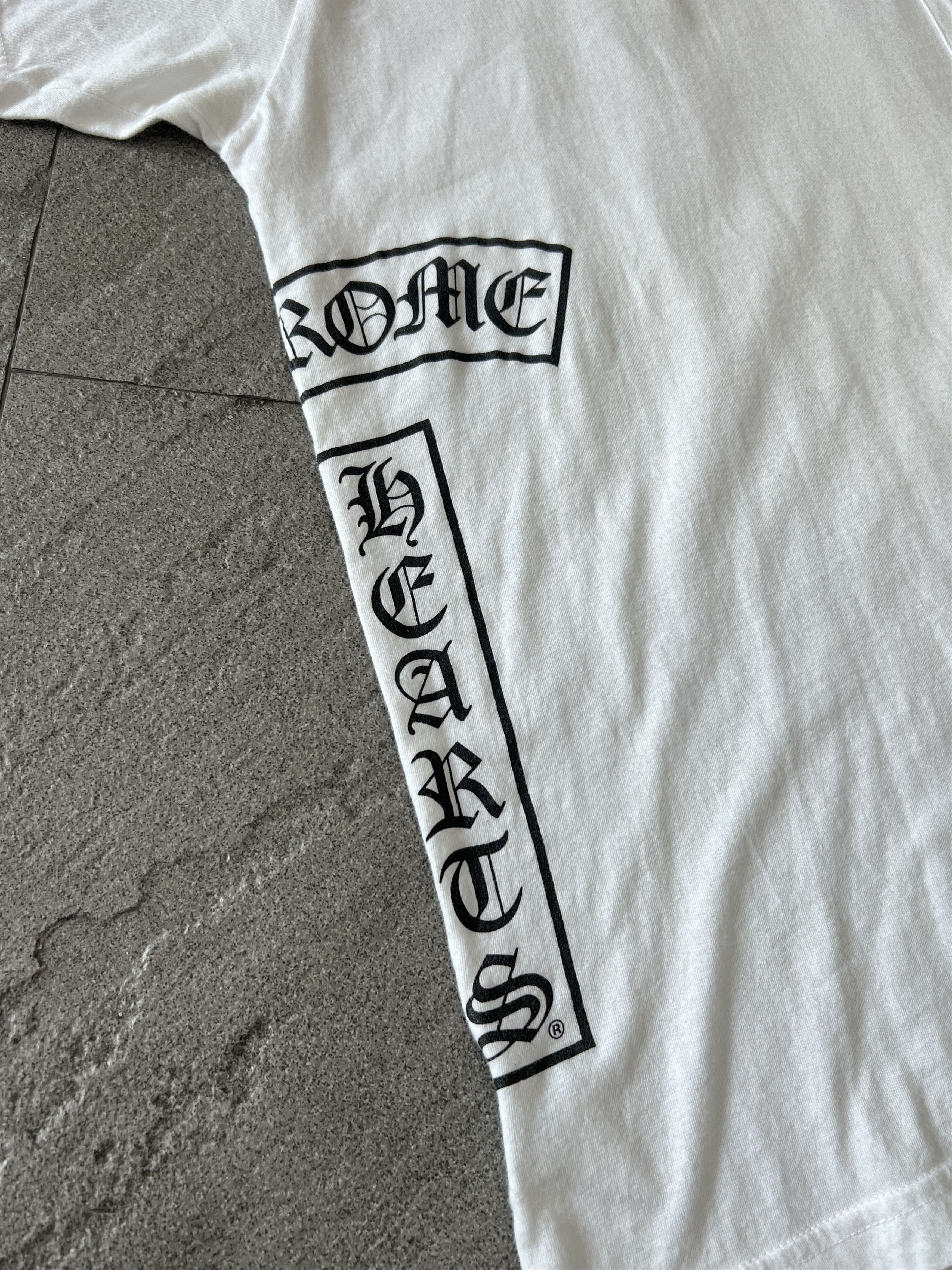 Chrome Hearts Chrome Hearts Pocket Logo Tee White USA Size L Size US L / EU 52-54 / 3 - 5 Thumbnail
