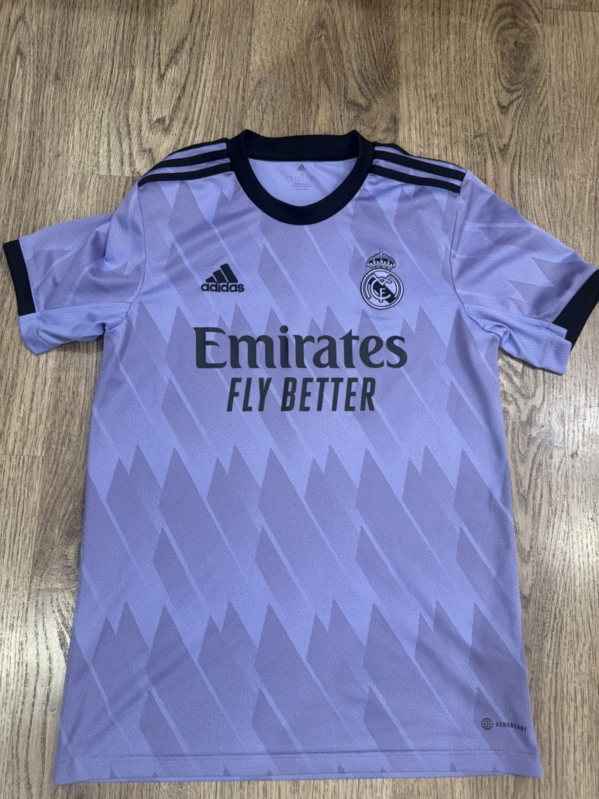 Adidas REAL MADRID 2022/2023 FOOTBALL JERSEY ADIDAS SIZE S H18489 Size US S / EU 44-46 / 1 - 1 Thumbnail