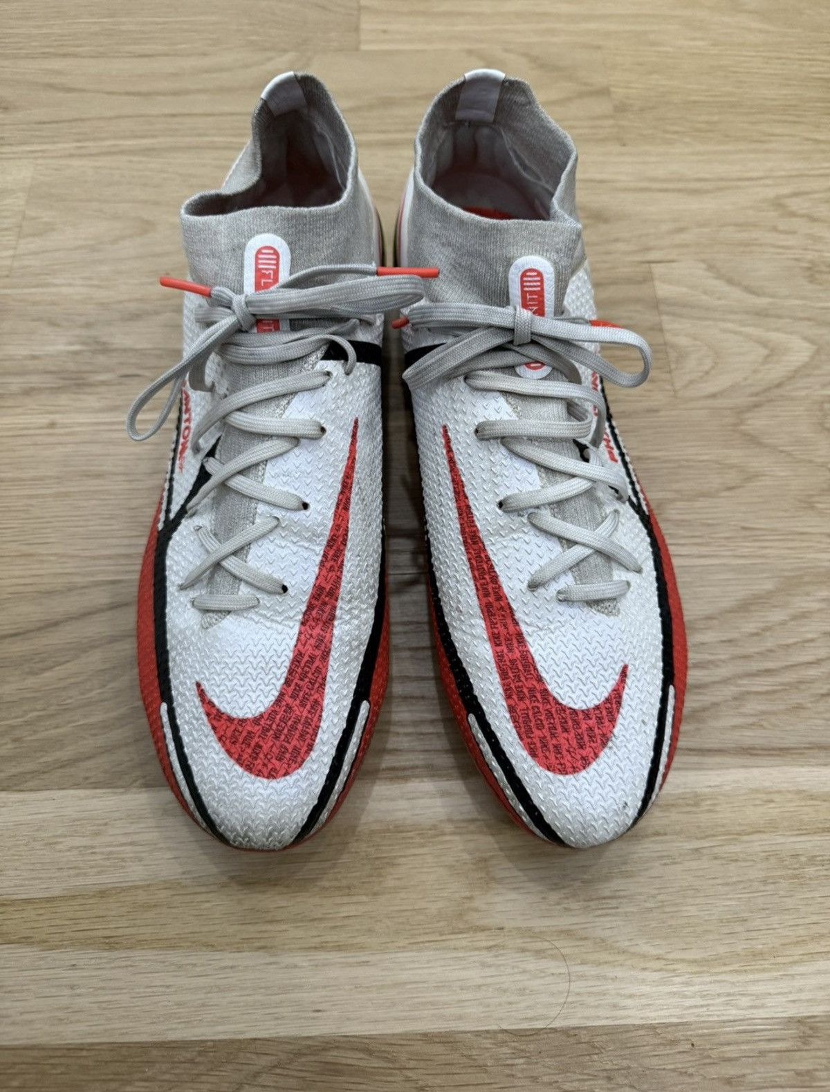 Nike Soccer Cleats Size US 9.5 / EU 42-43 - 3 Thumbnail