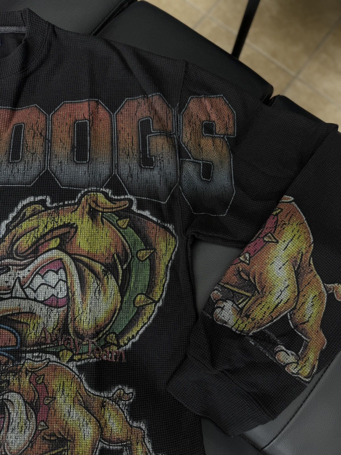 Vale Valley Bull Dogs Long Sleeve Tee Shirt Size XXL (NEW) Size US XXL / EU 58 / 5 - 5 Thumbnail