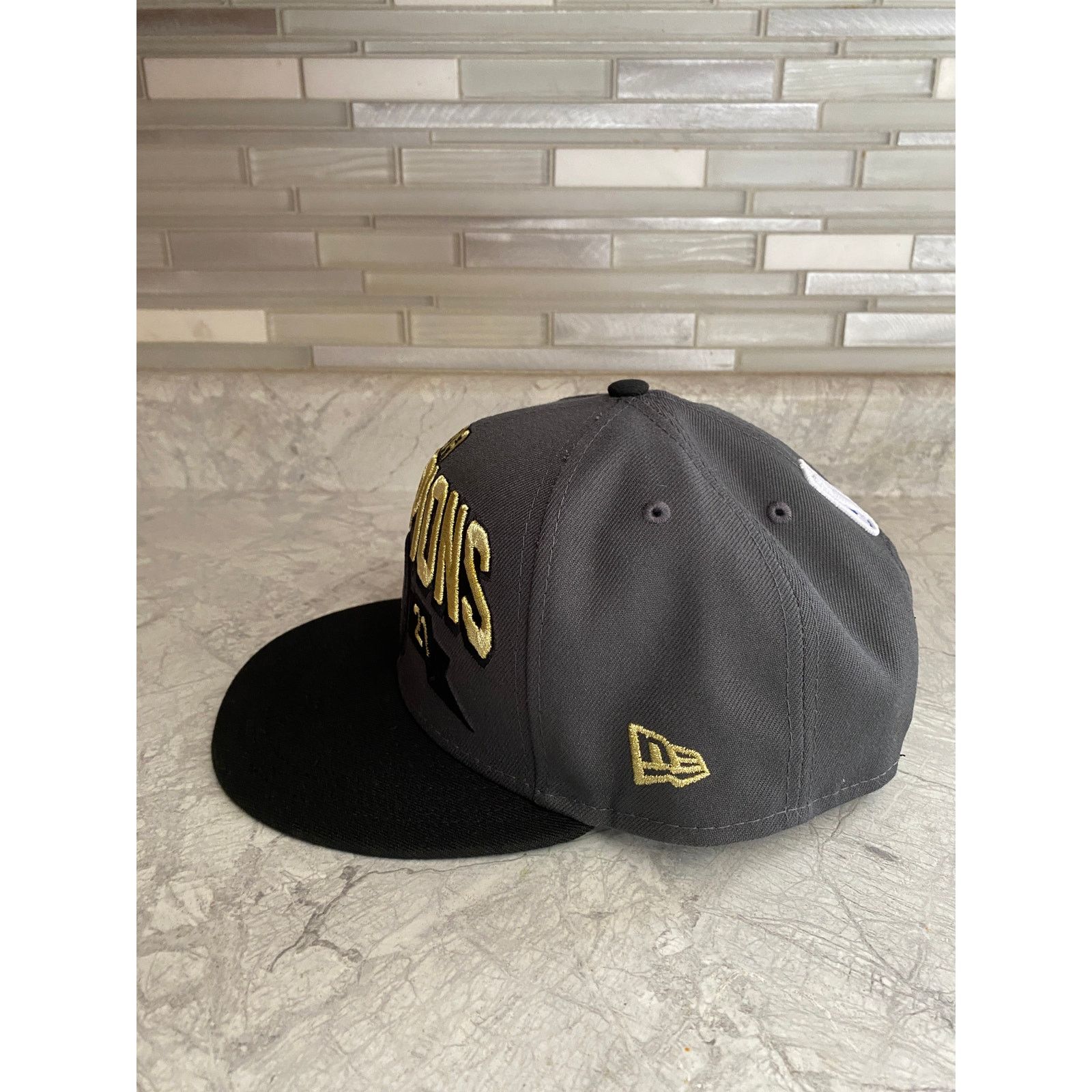 New Era Milwaukee Bucks 2021 NBA Champions New Era Snapback Hat Size ONE SIZE - 4 Thumbnail