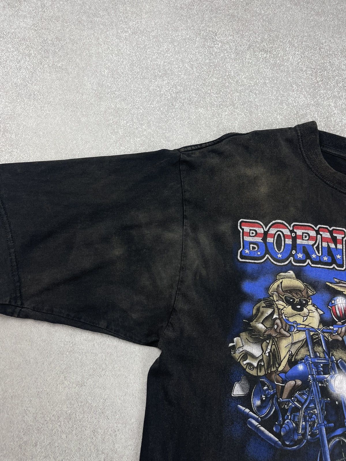 Warner Bros Vintage 1996 Warner Bros Born To Be Wild T-Shirt Size XL Size US XL / EU 56 / 4 - 5 Thumbnail