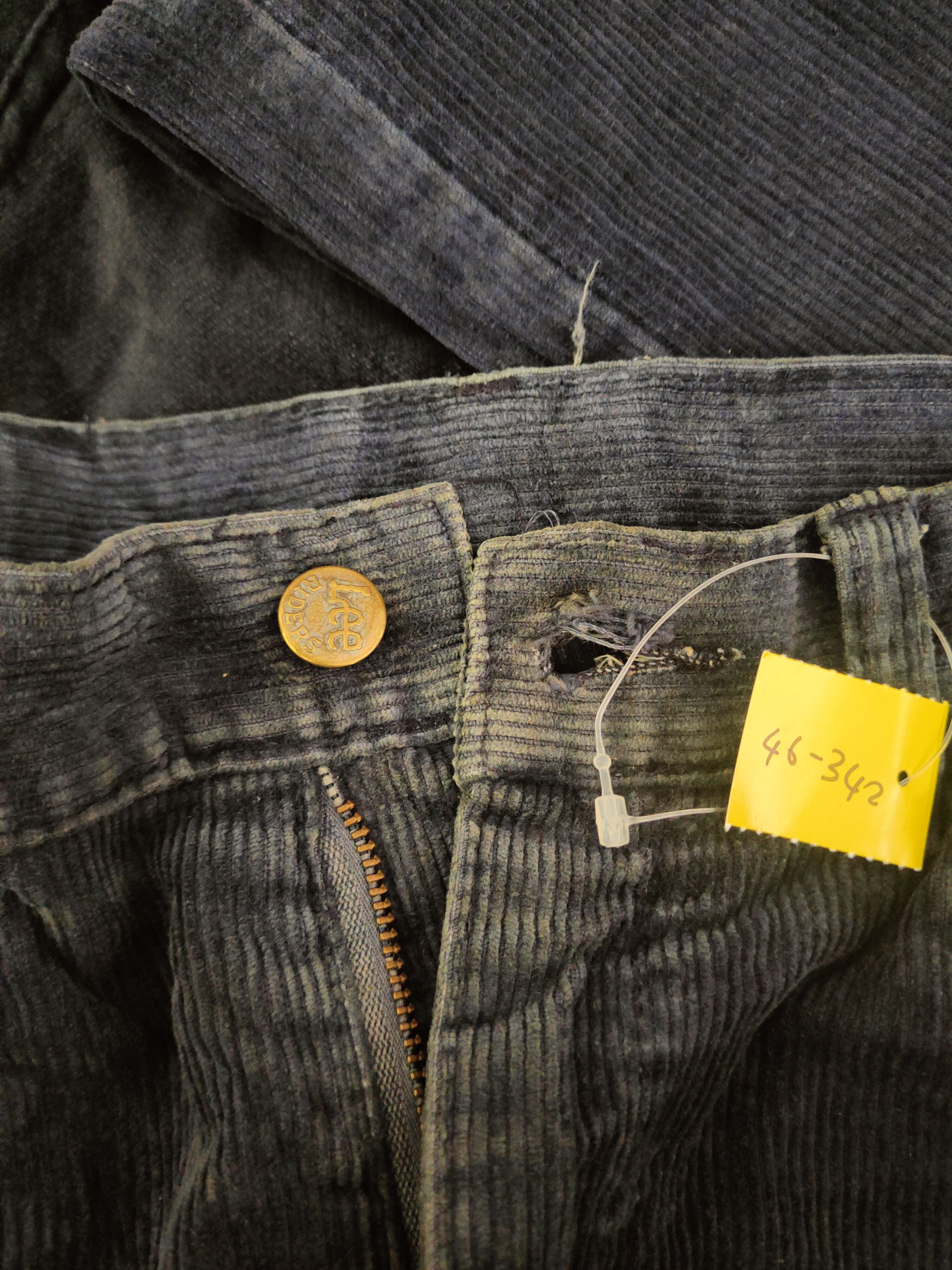 Lee DL Lee Navy Vintage Corduroy cargo Pants #46-342 Size US 28 / EU 44 - 17 Thumbnail