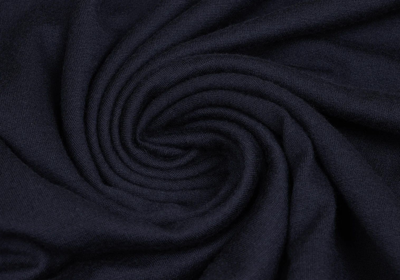 Yohji Yamamoto Twisted Design Wool Knit Top in Navy Blue Size US L / EU 52-54 / 3 - 10 Thumbnail