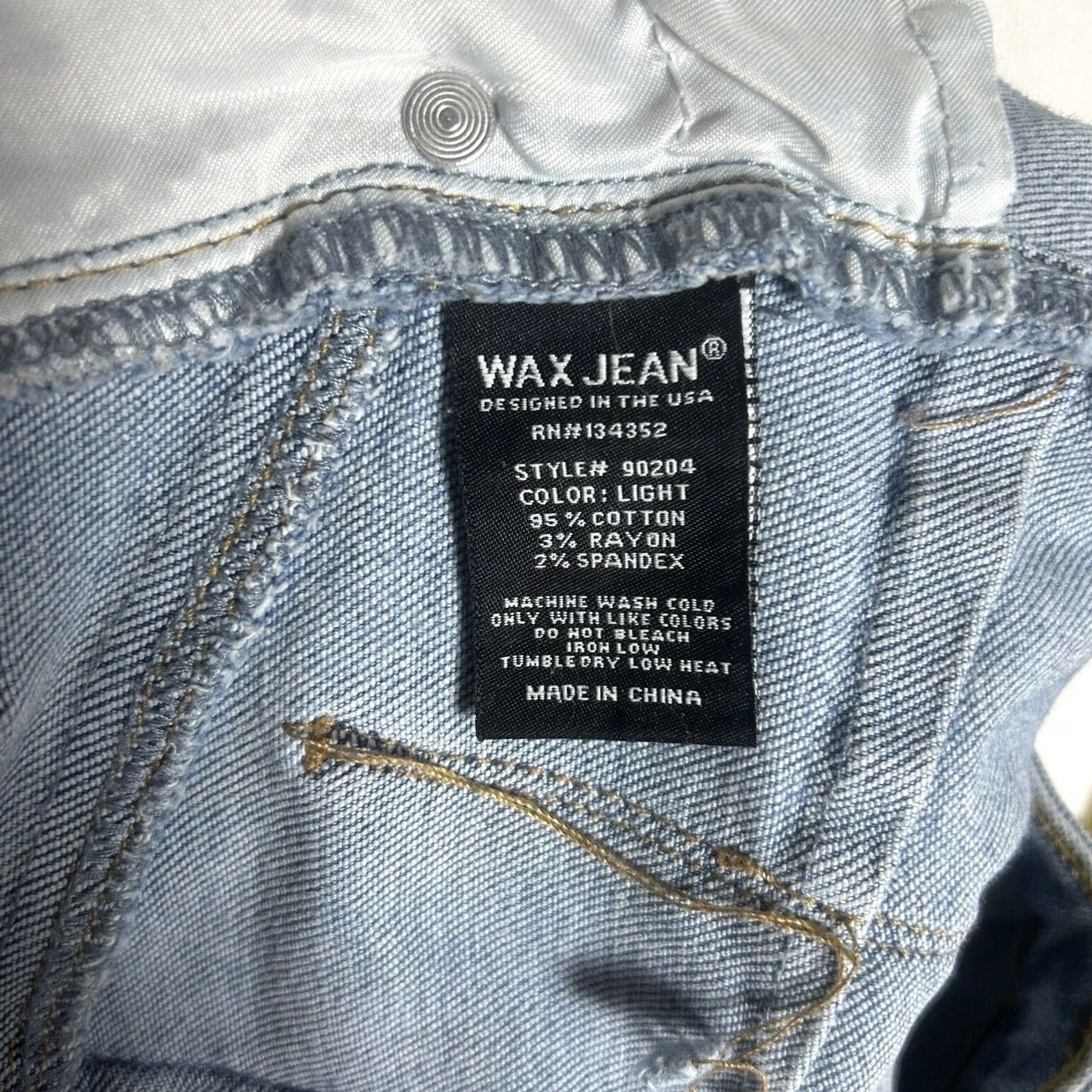 Denime Wax Jeans Button Fly Skinny Denim Juniors Size 5 Distressed Raw Hem Women's Jeans Size 27" / US 4 / IT 40 - 5 Thumbnail