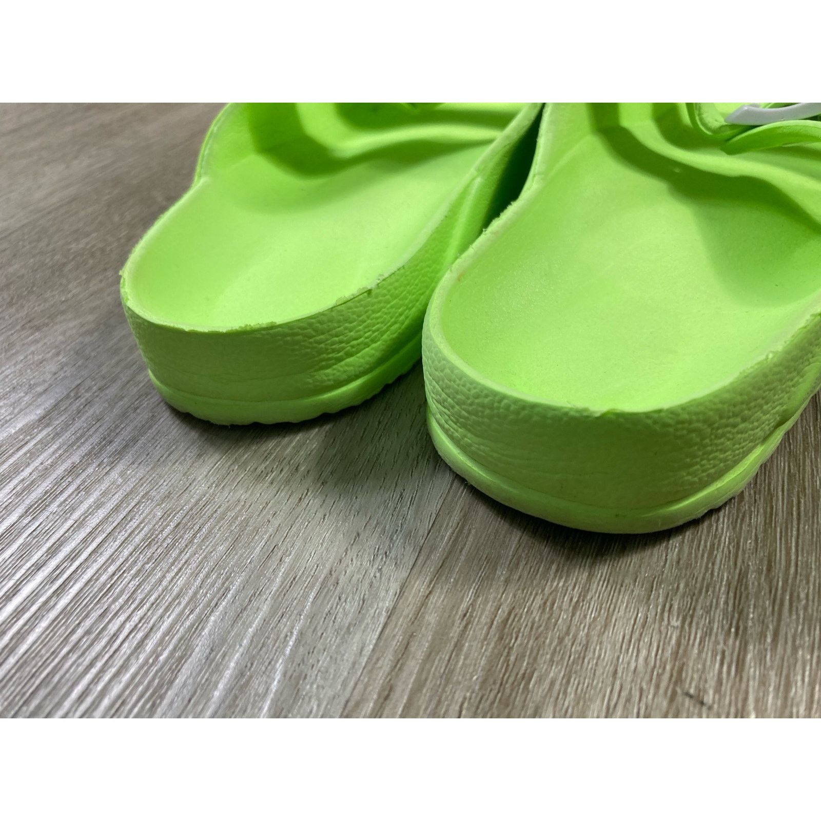 Other Neon Green Double Buckle Slide Sandals Size 6 Unisex Casual Size US 6 / IT 36 - 6 Thumbnail