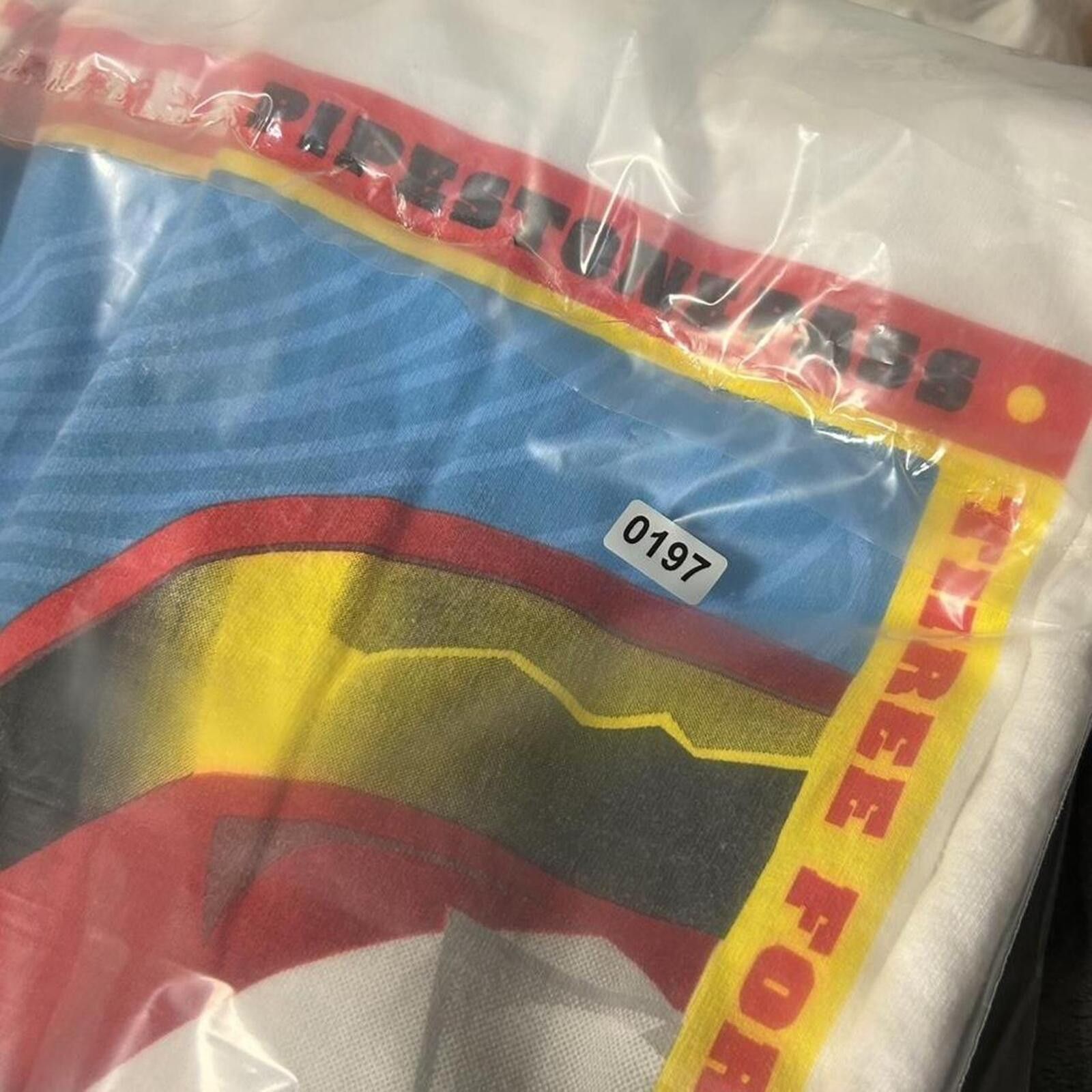 Marlboro 90’s Marlboro Graphic t shirt Train Cigarettes rare size XL Size US XL / EU 56 / 4 - 8 Thumbnail