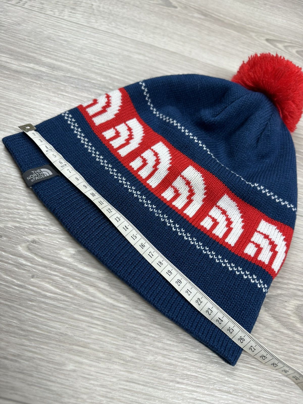 The North Face × Vintage Vintage The North Face Pom Pom Unisex Hats Size ONE SIZE - 4 Thumbnail
