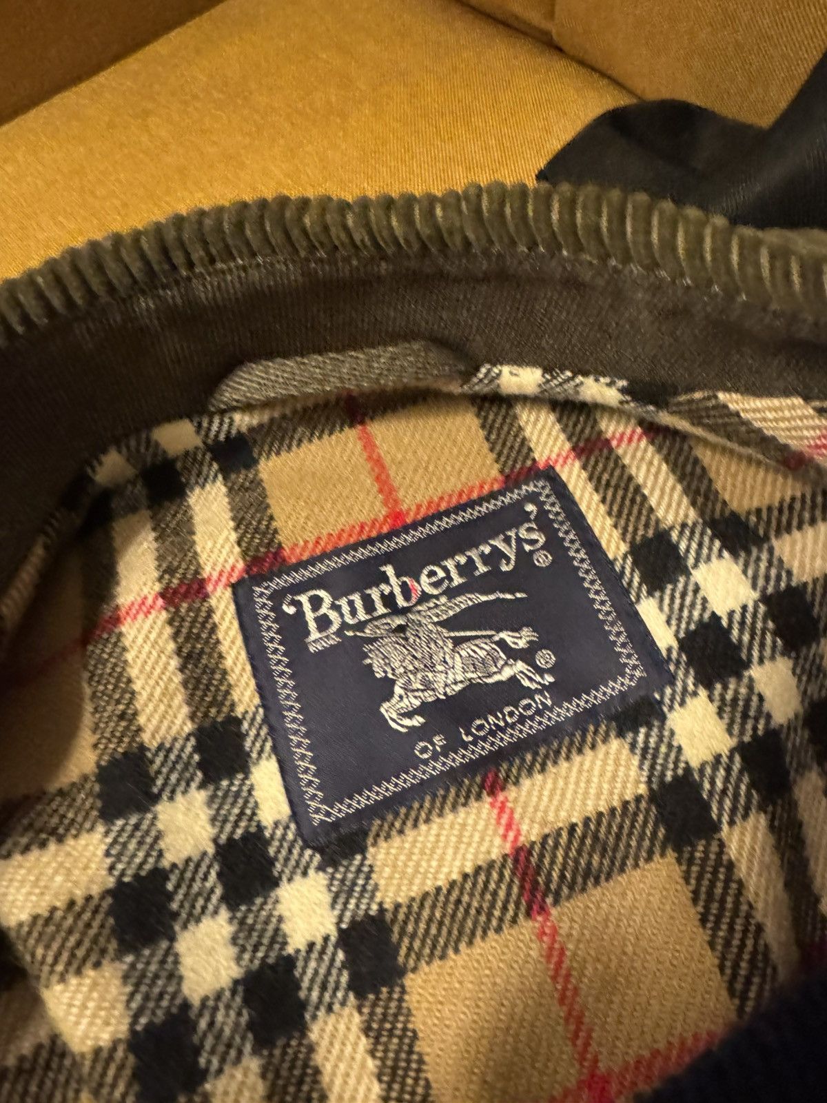 Burberry × Vintage Vintage Burberrys Coat (Pre-1990) Size US L / EU 52-54 / 3 - 5 Thumbnail