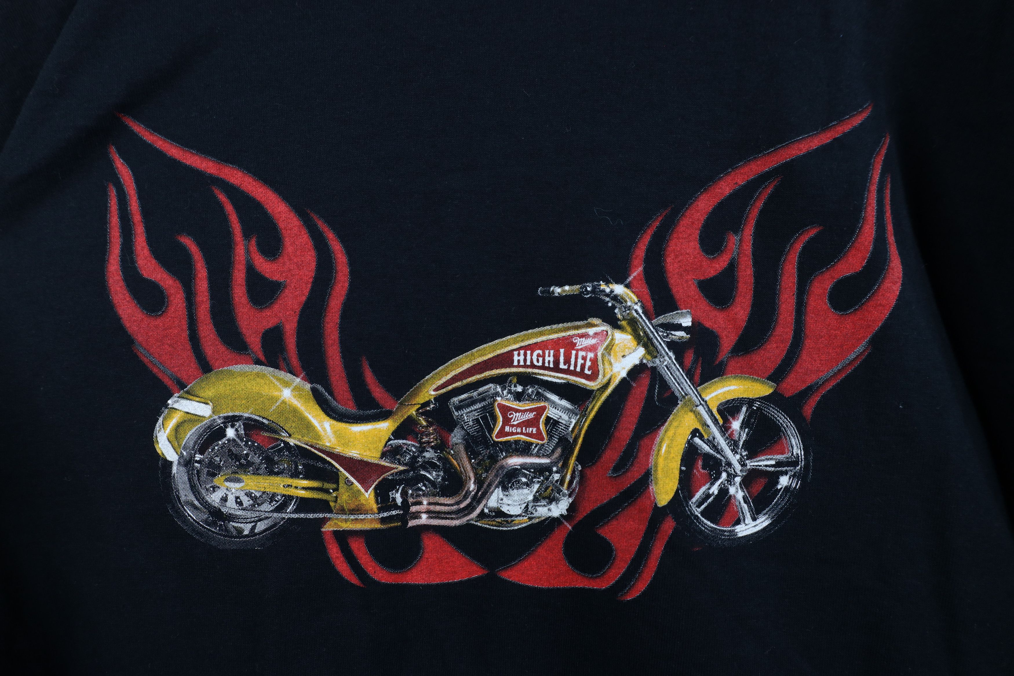 Vintage Vintage Y2K Miller Lite Beer Motorcycle Milwaukee T-Shirt Size US XL / EU 56 / 4 - 11 Thumbnail