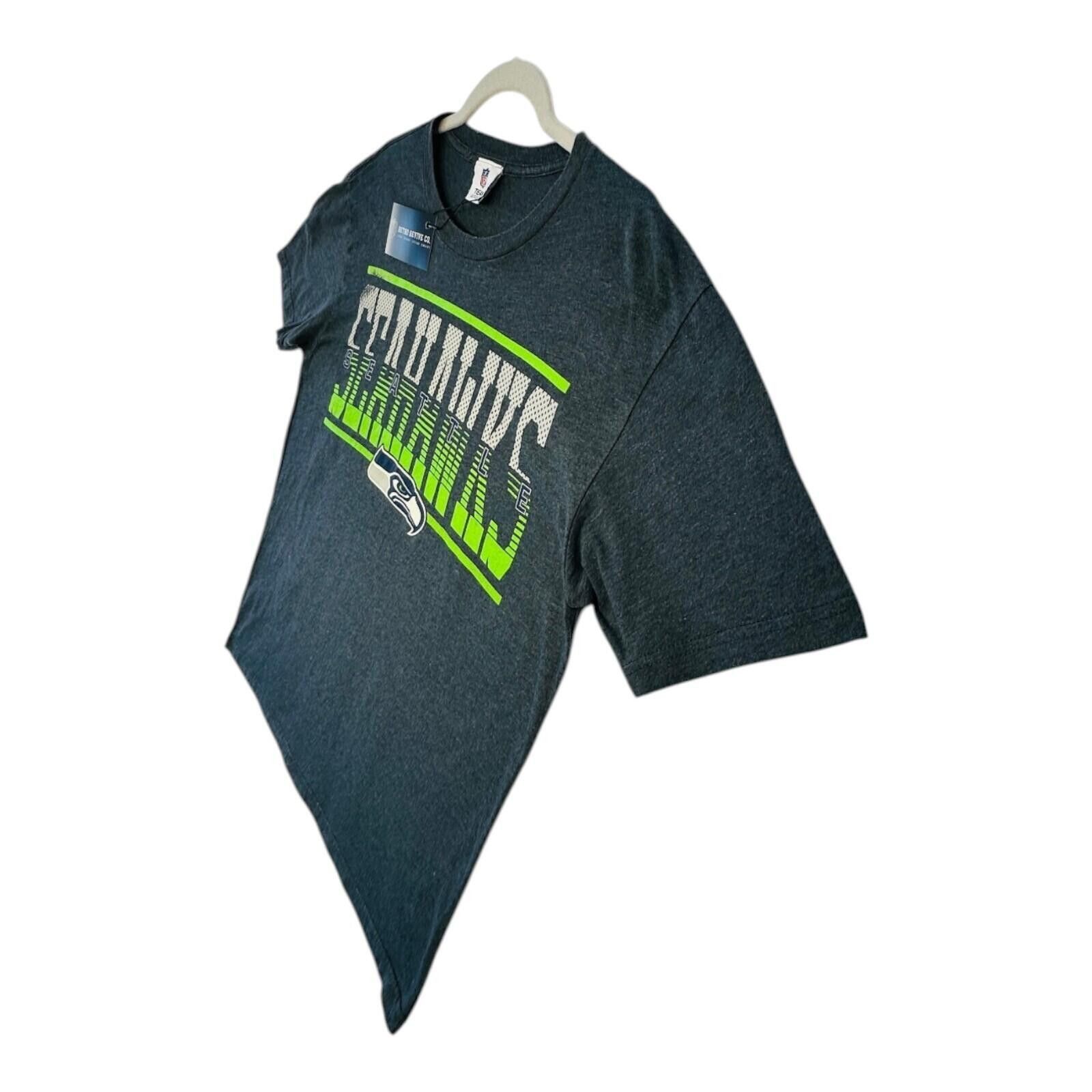 NHL NFL Seahawks T-Shirt Men's UK Size L Grey Graphic Print Size US L / EU 52-54 / 3 - 5 Thumbnail