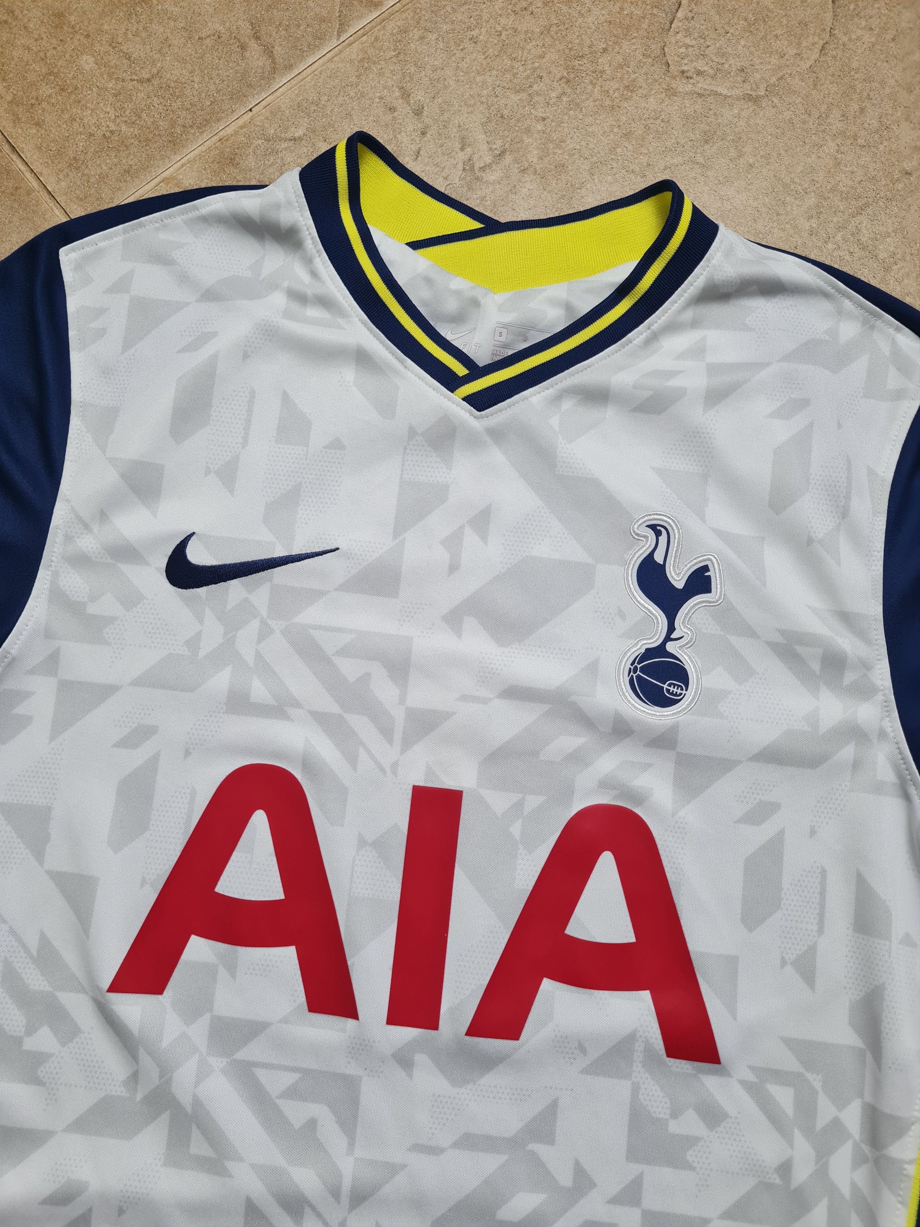 Nike TOTTENHAM HOTSPUR 2020/21 FOOTBALL SHIRT SOCCER NIKE SON # 7 Size US S / EU 44-46 / 1 - 14 Thumbnail