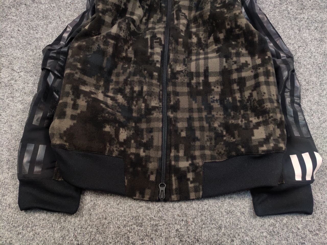 Adidas × White Mountaineering Adidas Originals White Mountaineering fleece Light Jacket Size US S / EU 44-46 / 1 - 9 Thumbnail