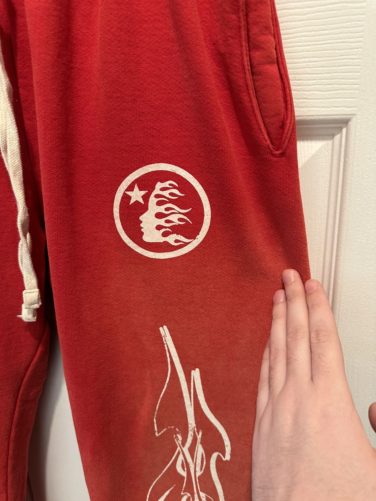 HELLSTAR HELLSTAR Studios Capsule 9 Red Flair Sweatpants Size US 34 / EU 50 - 2 Thumbnail