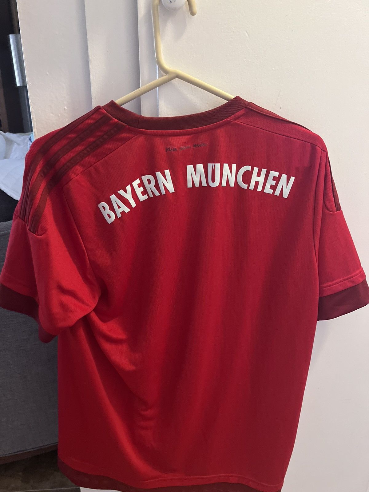Adidas Bayern Munich 2015-16 Home Football Shirt Jersey Adidas Size US L / EU 52-54 / 3 - 2 Thumbnail