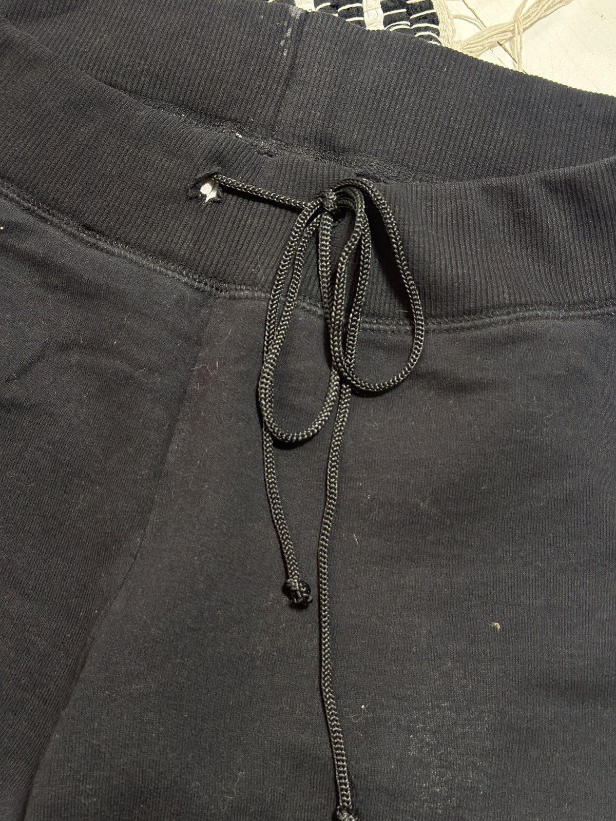 Cartoon Network VINTAGE HELLO KITTY 2000s BACK LOGO SWEATPANTS Size 28" / US 6 / IT 42 - 3 Thumbnail