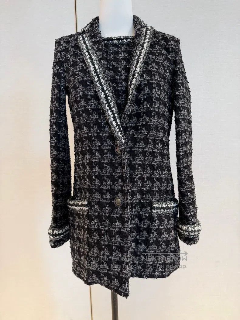 Chanel Chanel 17 Forest Series Black and Silver Tweed Thousand Bi Size XS / US 0-2 / IT 36-38 - 1 Thumbnail