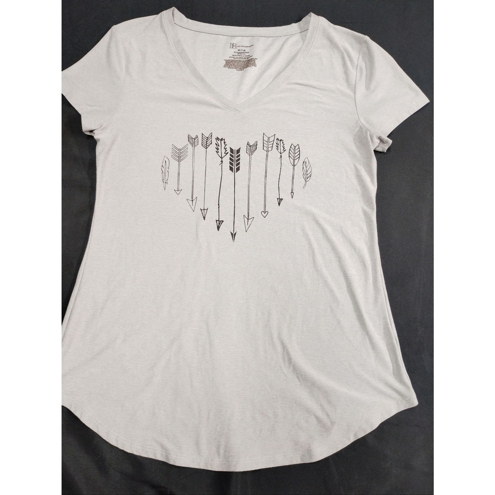 Hobo Women's Light Gray Arrow Heart V-Neck Tee Size M / US 6-8 / IT 42-44 - 1 Thumbnail