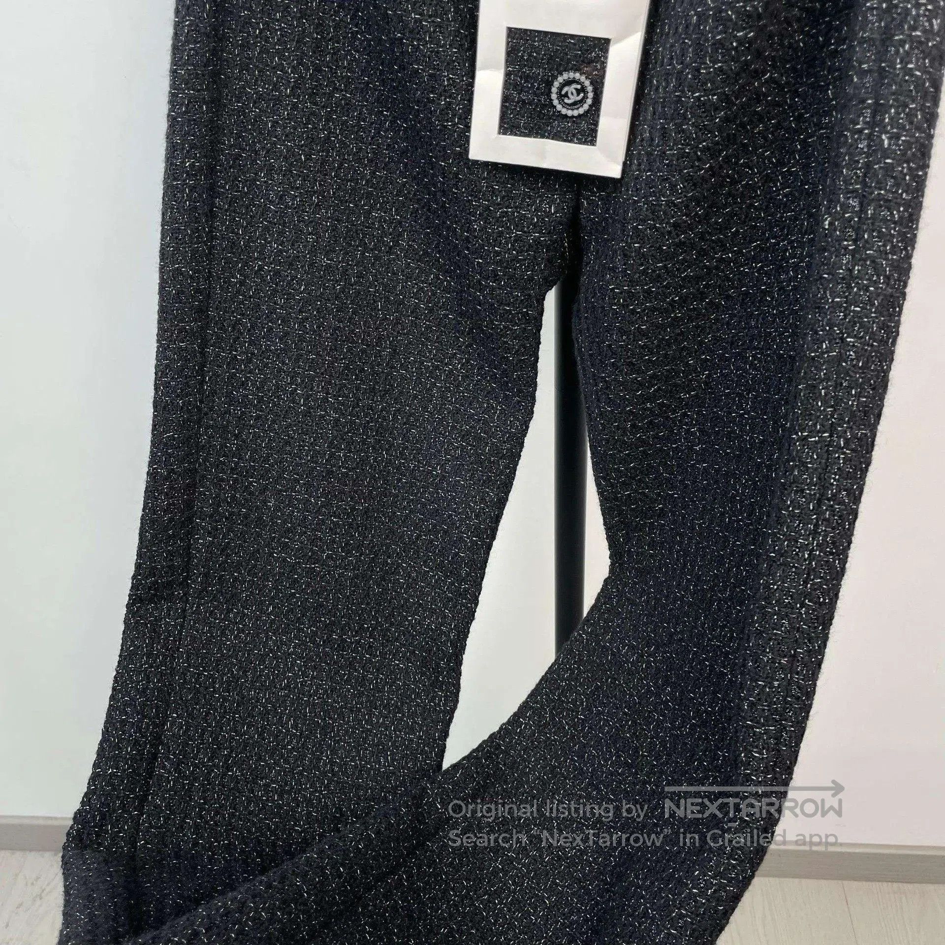 Chanel Chanel Black Tweed Straight. Size 35" - 7 Thumbnail