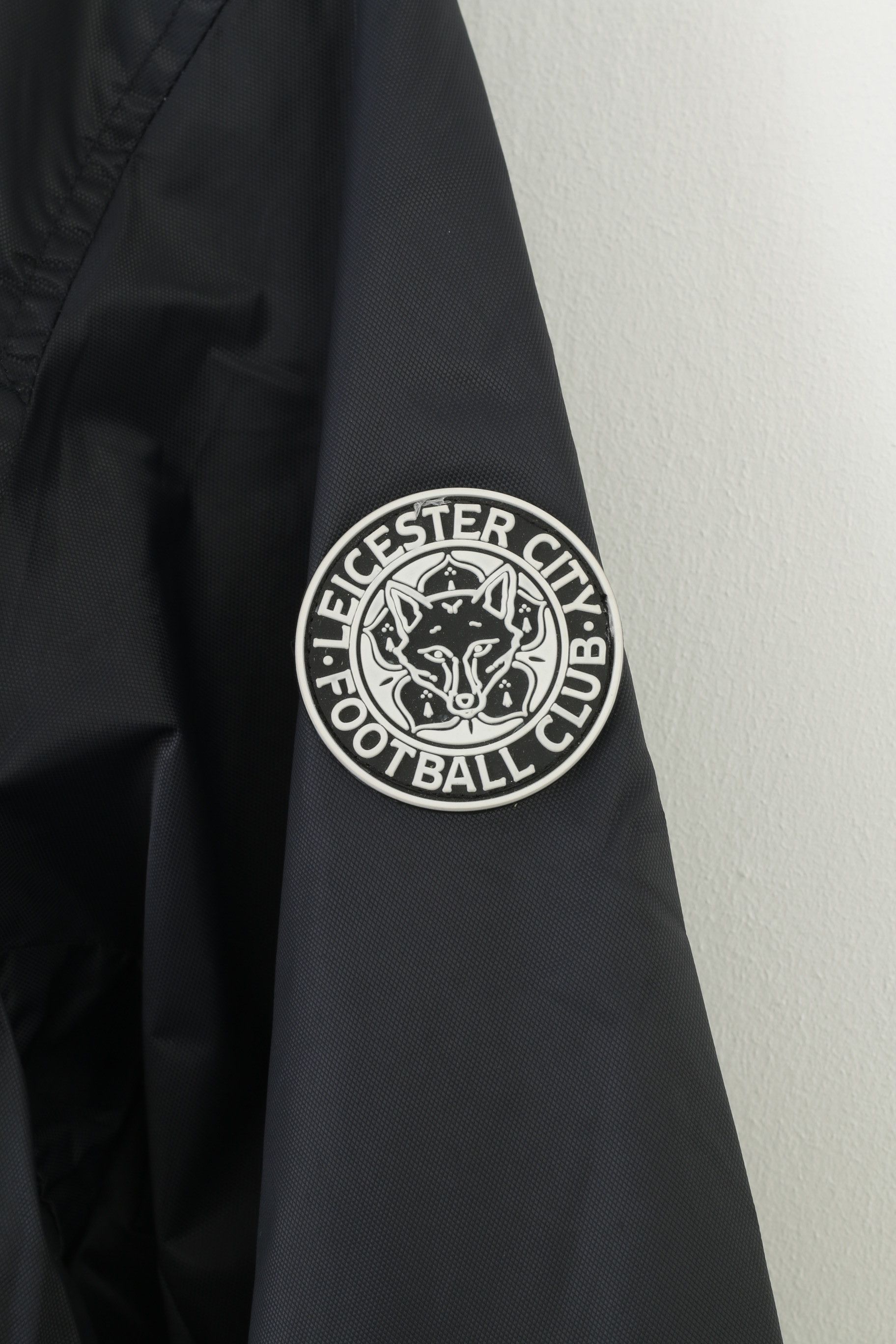 Vintage Leicester City Football Club Men L Jacket Black 4074 Size US L / EU 52-54 / 3 - 4 Thumbnail