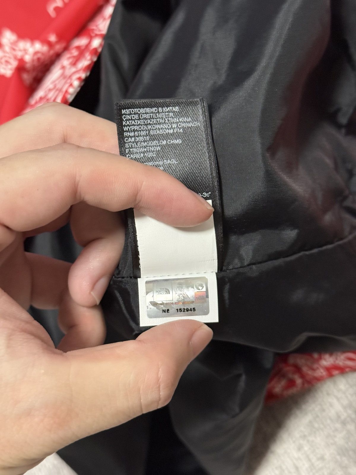 Supreme × The North Face Supreme tnf the north face bandana Paisley mountain Jacket Size US XL / EU 56 / 4 - 12 Thumbnail