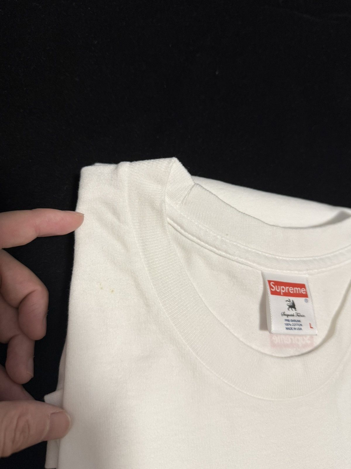 Supreme Supreme sasquatchfabrix goldfish tee T-shirt Size US L / EU 52-54 / 3 - 8 Thumbnail