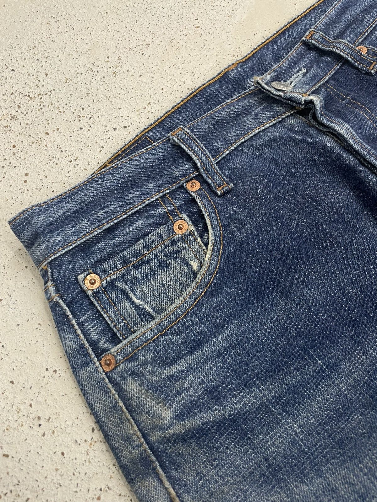 Levi's Vintage Levis 501xx Button Fly Distressed Repaired Size US 29 - 8 Thumbnail
