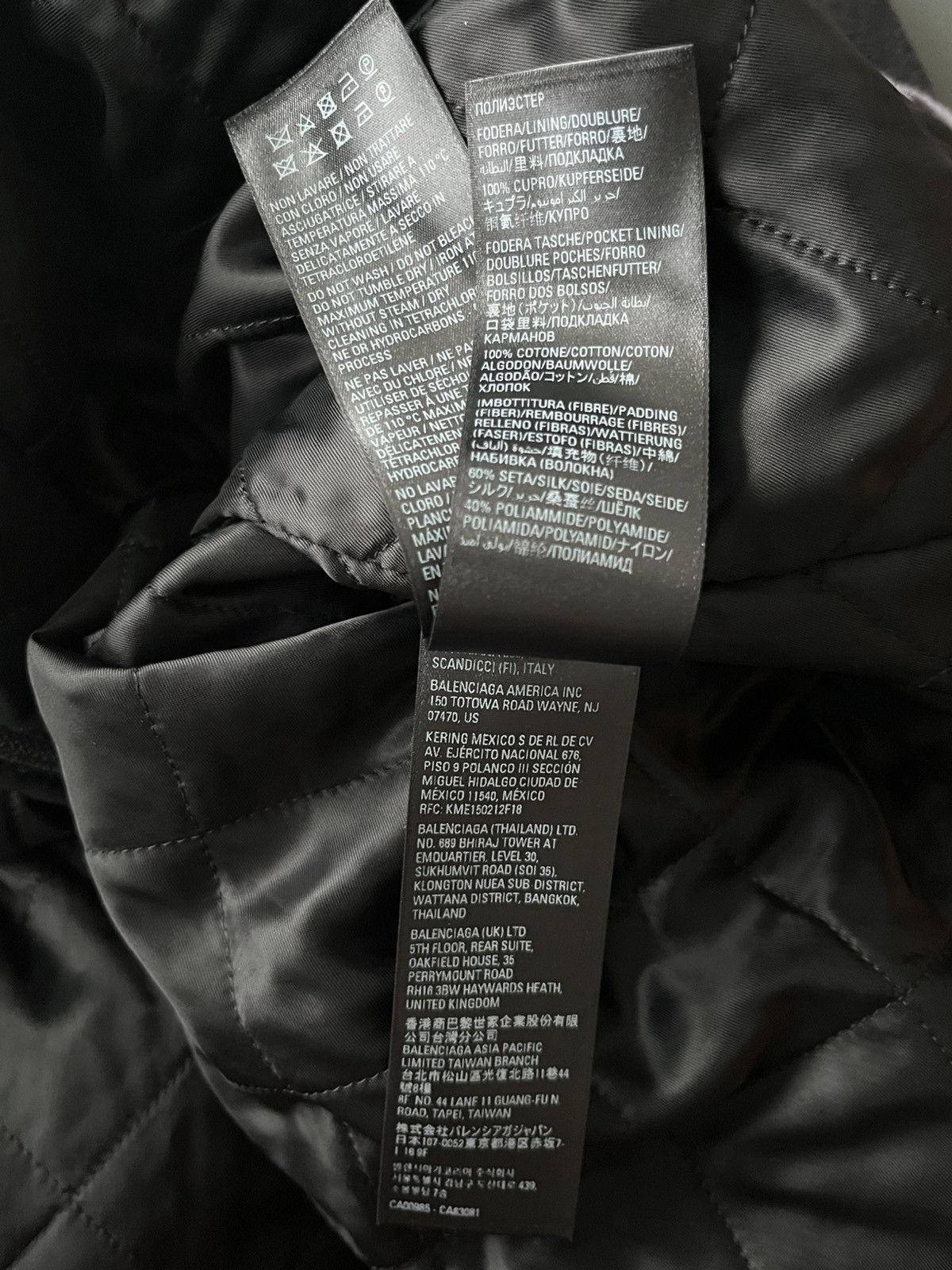 Balenciaga Super Runway Balenciaga Oversized Monogram Coat Brand New Size US XXL / EU 58 / 5 - 10 Thumbnail