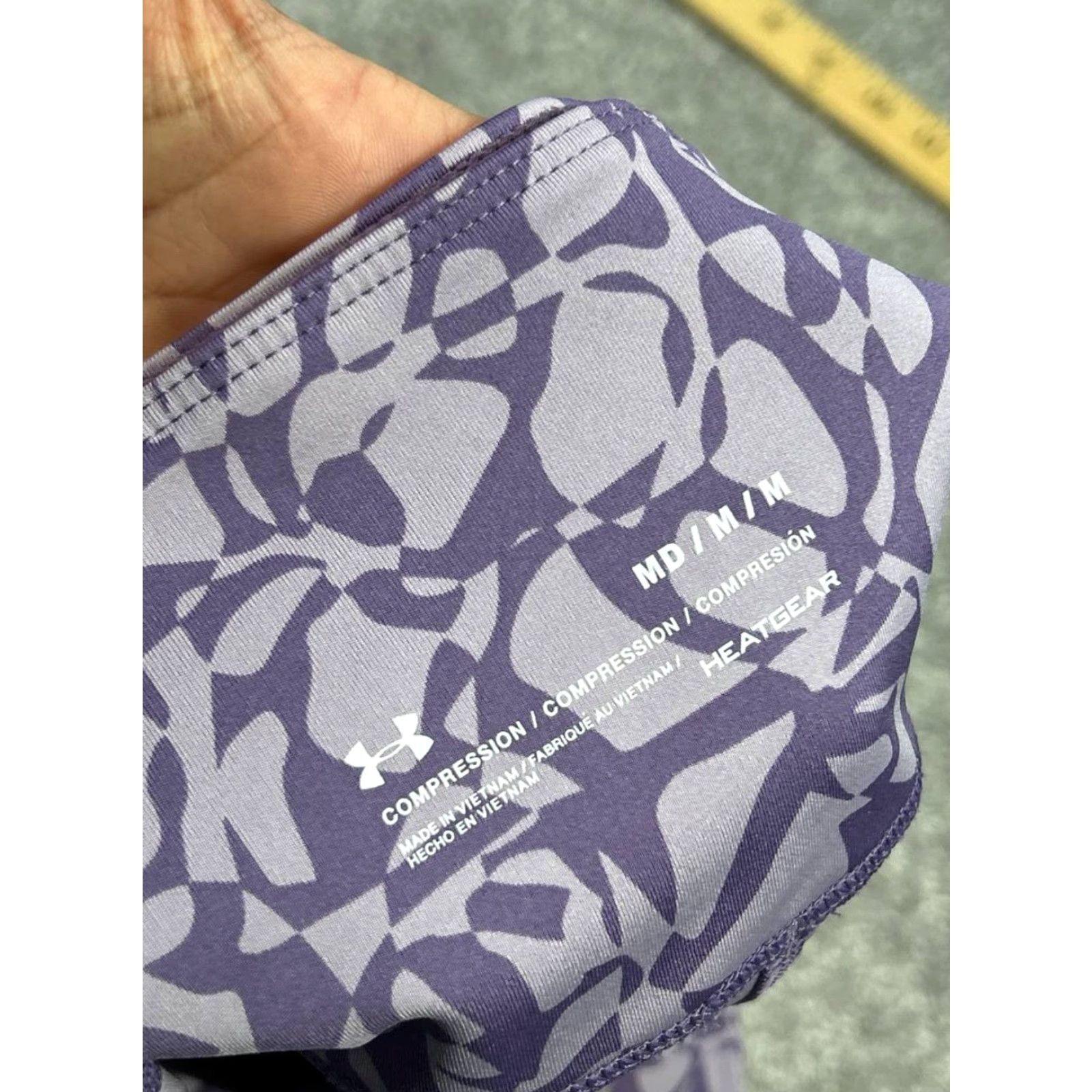 Under Armour Under Armour Compression Leggings Womens Medium Purple Heatgear Abstract Print Size 32" / US 10 / IT 46 - 6 Thumbnail