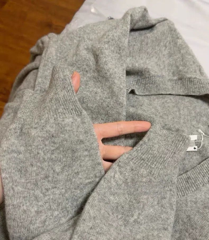 Comme des Garcons Comme Des Garcons Wool cardigan, gray and black heart. Size M / US 6-8 / IT 42-44 - 4 Thumbnail
