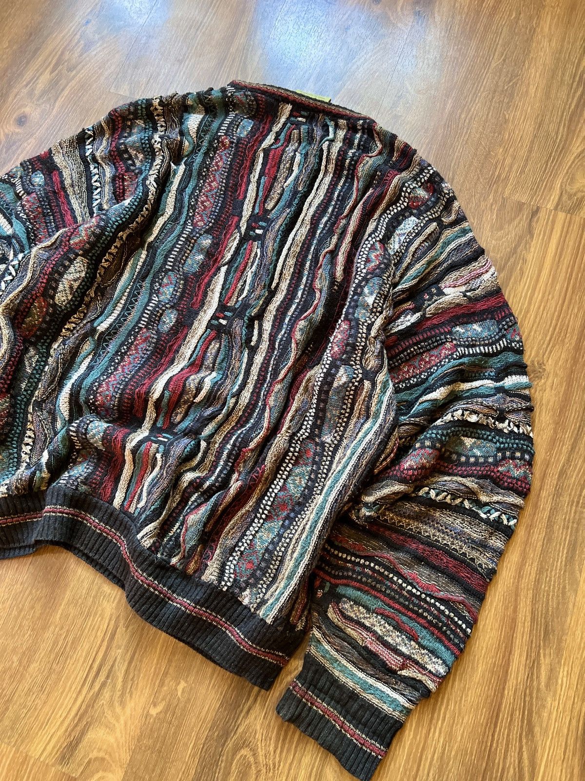 Coogi Rare Coogi 3D Knit / Sweater (Blue/Red/White) Size US L / EU 52-54 / 3 - 6 Thumbnail