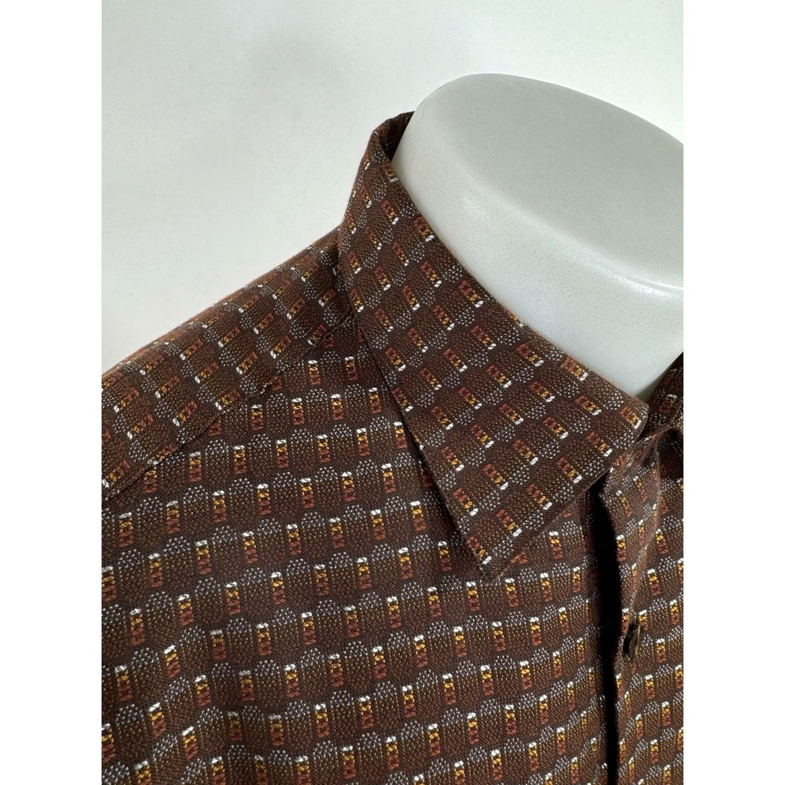 Vintage Jhane Barnes Mens L Shirt Silk Blend Geometric Rust Red White Orange Size US L / EU 52-54 / 3 - 3 Thumbnail